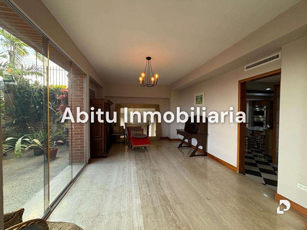 Apartamento en Los Palos Grandes, Caracas – 6
