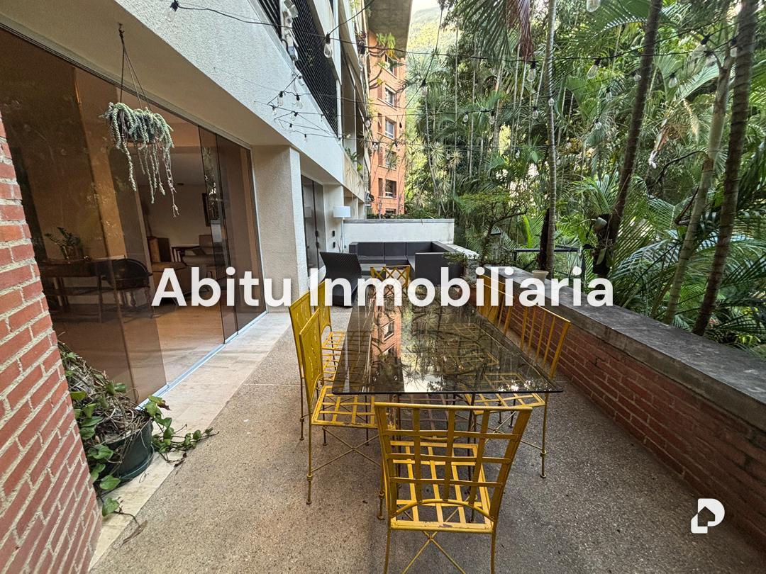 Apartamento en Los Palos Grandes, Caracas – 4