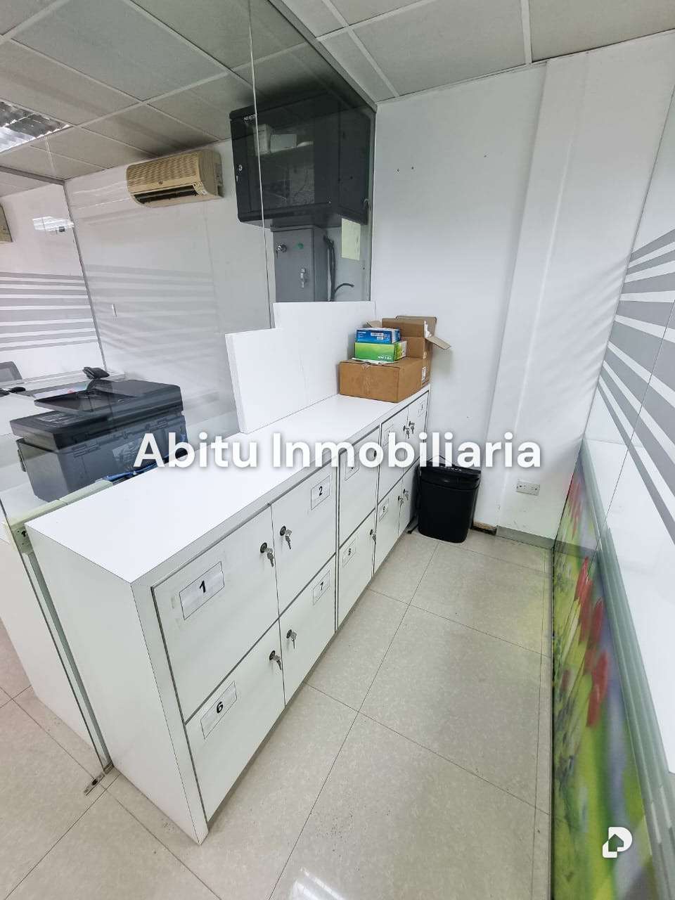 Local comercial en Catia La Mar – 3