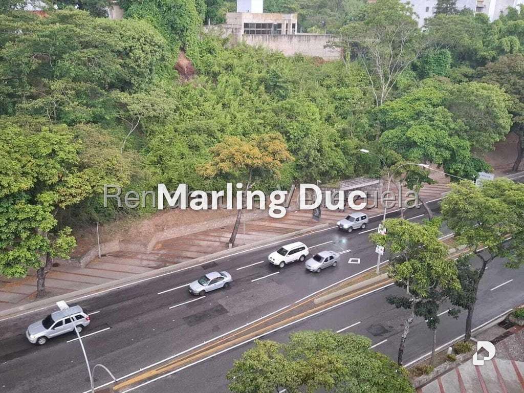 Apartamento en El Cafetal, Caracas – 2