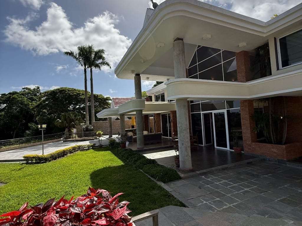 Casa en La Lagunita, Caracas - 1
