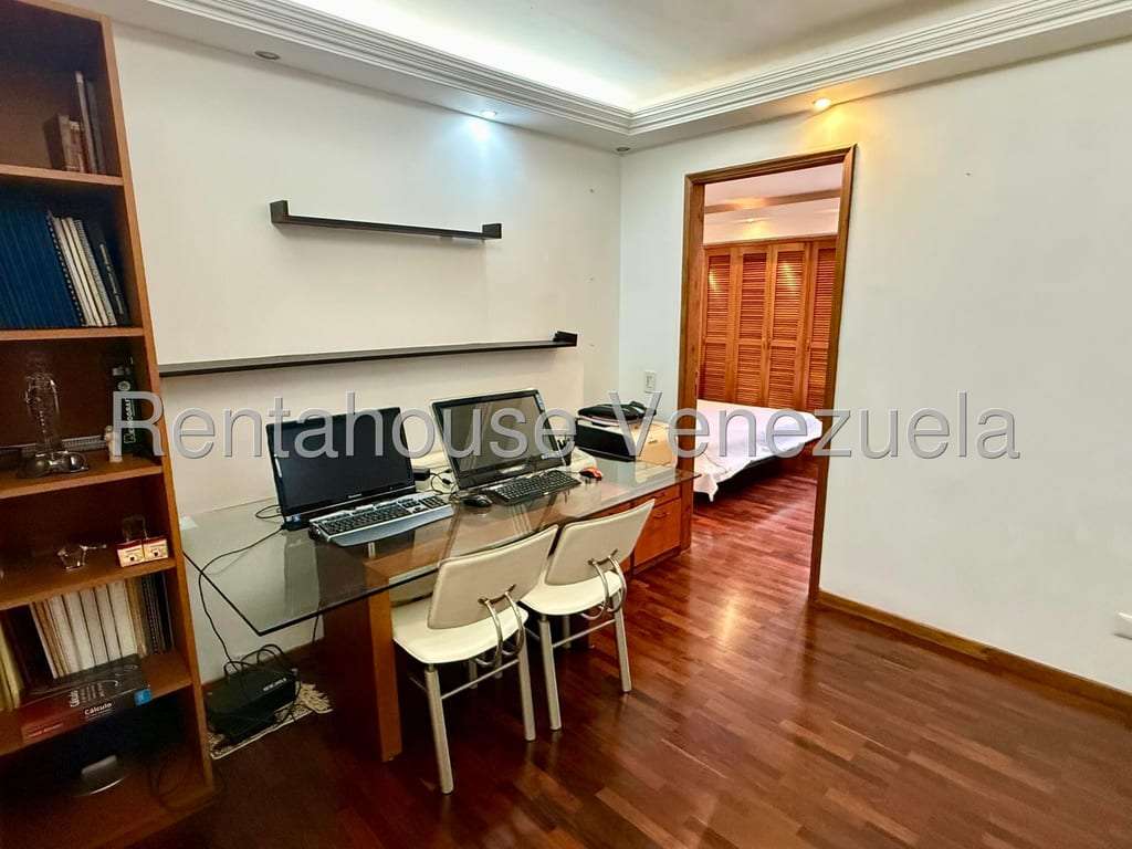 Apartamento en Urb. Miranda, Caracas