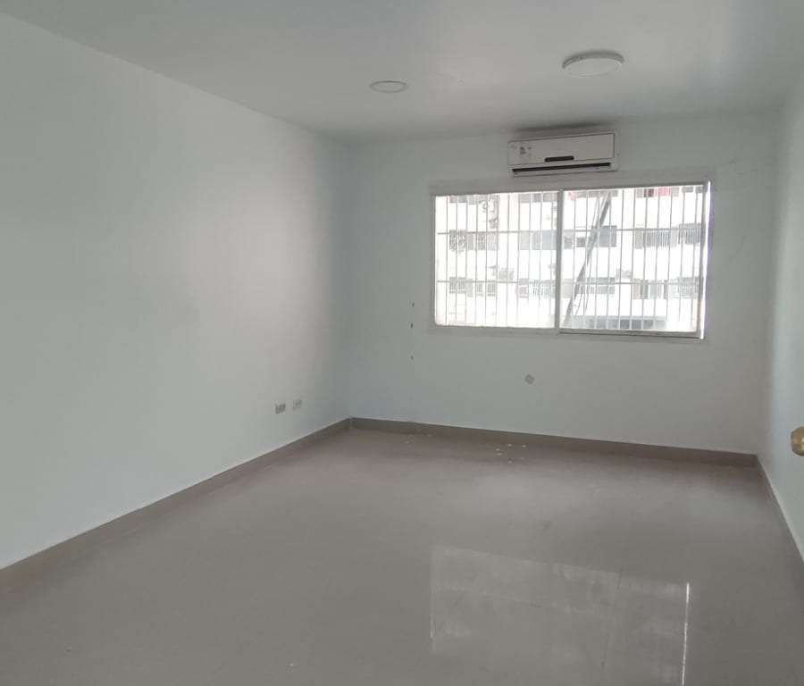 Oficina en Chacao, Caracas - 1
