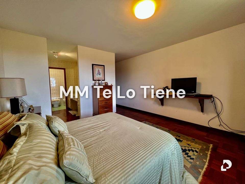 Casa en Tusmare, Caracas – 28