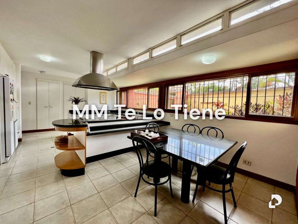 Casa en Tusmare, Caracas – 15