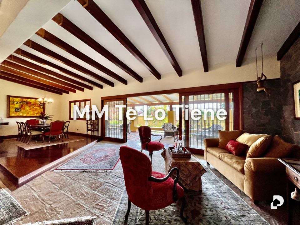 Casa en Tusmare, Caracas – 24