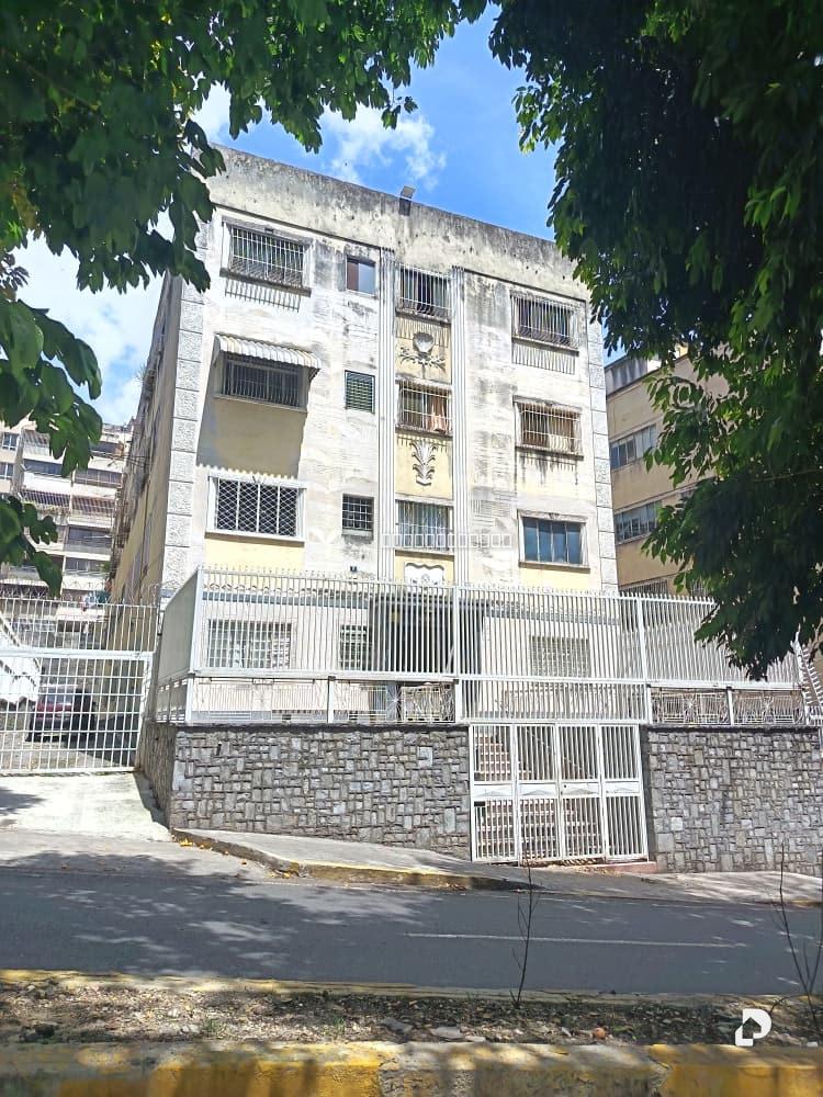 Apartamento en San Bernardino, Caracas – 1