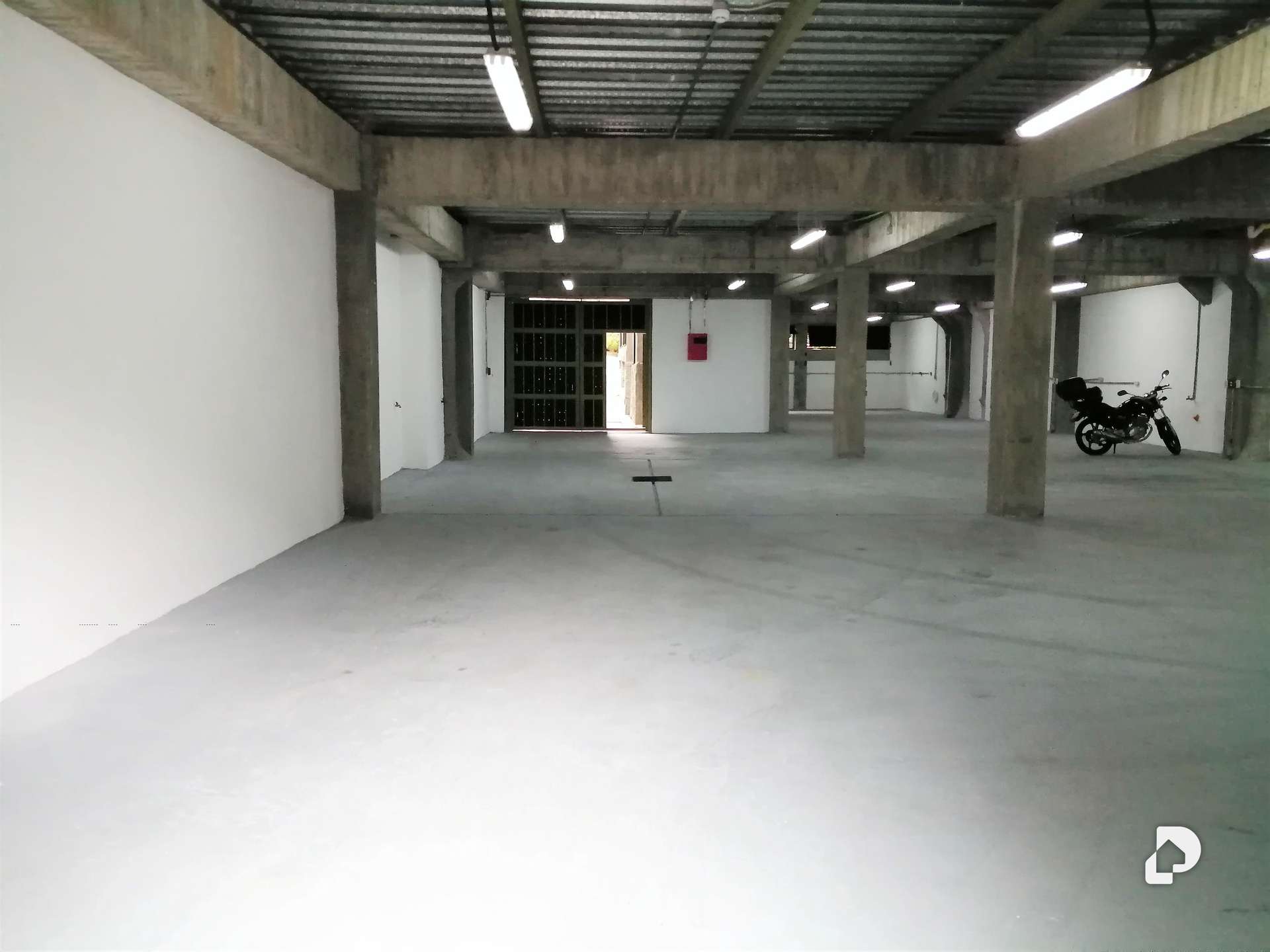 Local comercial en El Hatillo, Caracas – 13