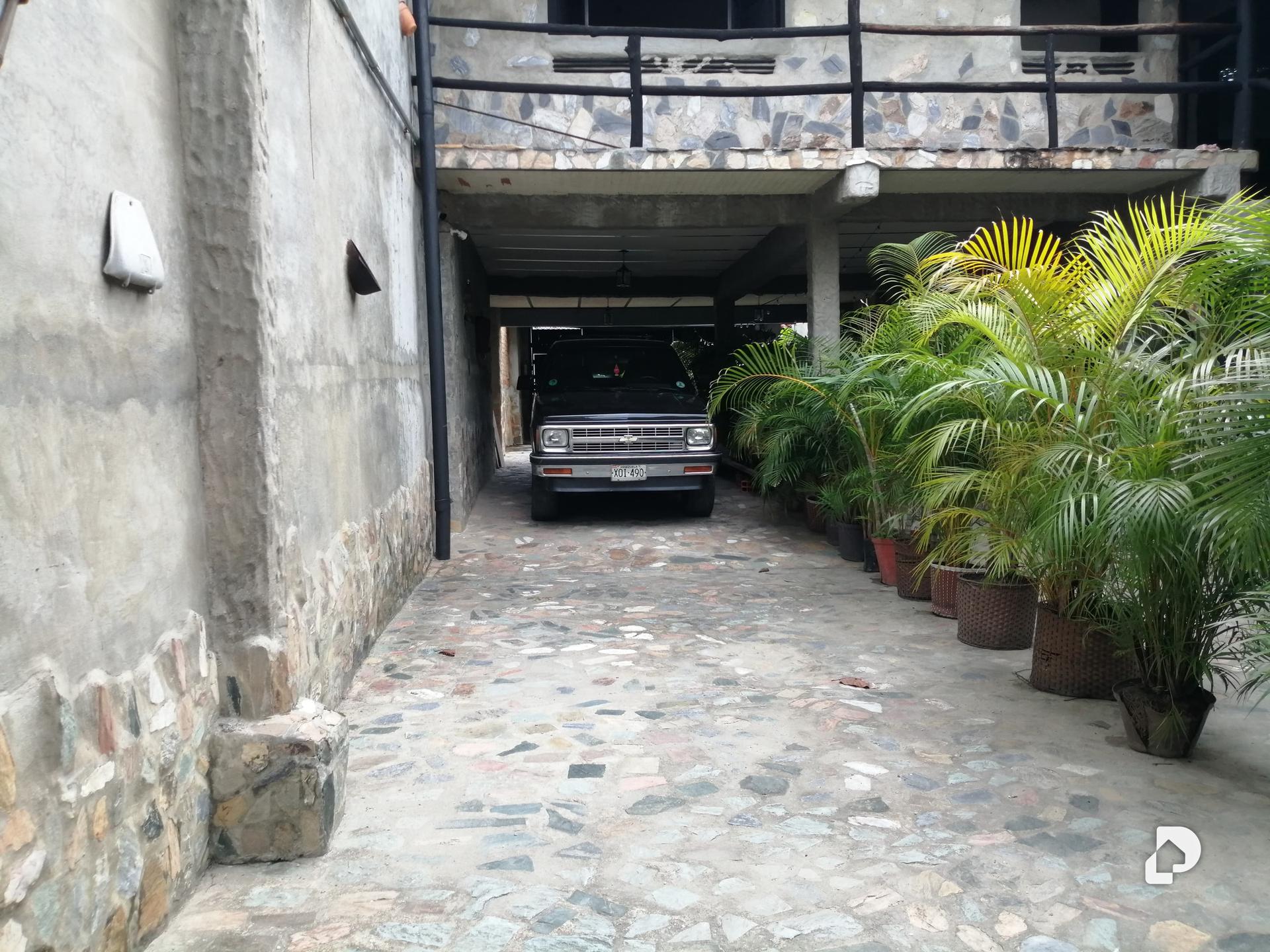 Local comercial en El Hatillo, Caracas – 5
