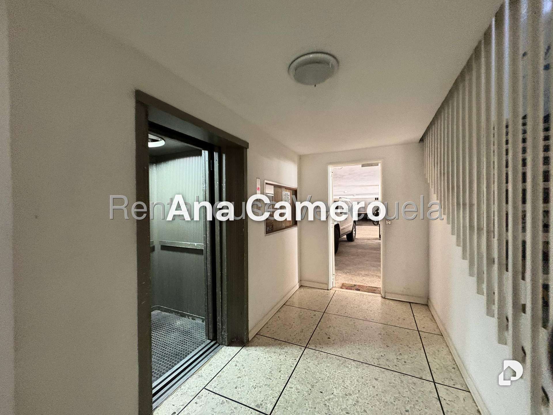 Apartamento en Cumbres de Curumo, Caracas – 27