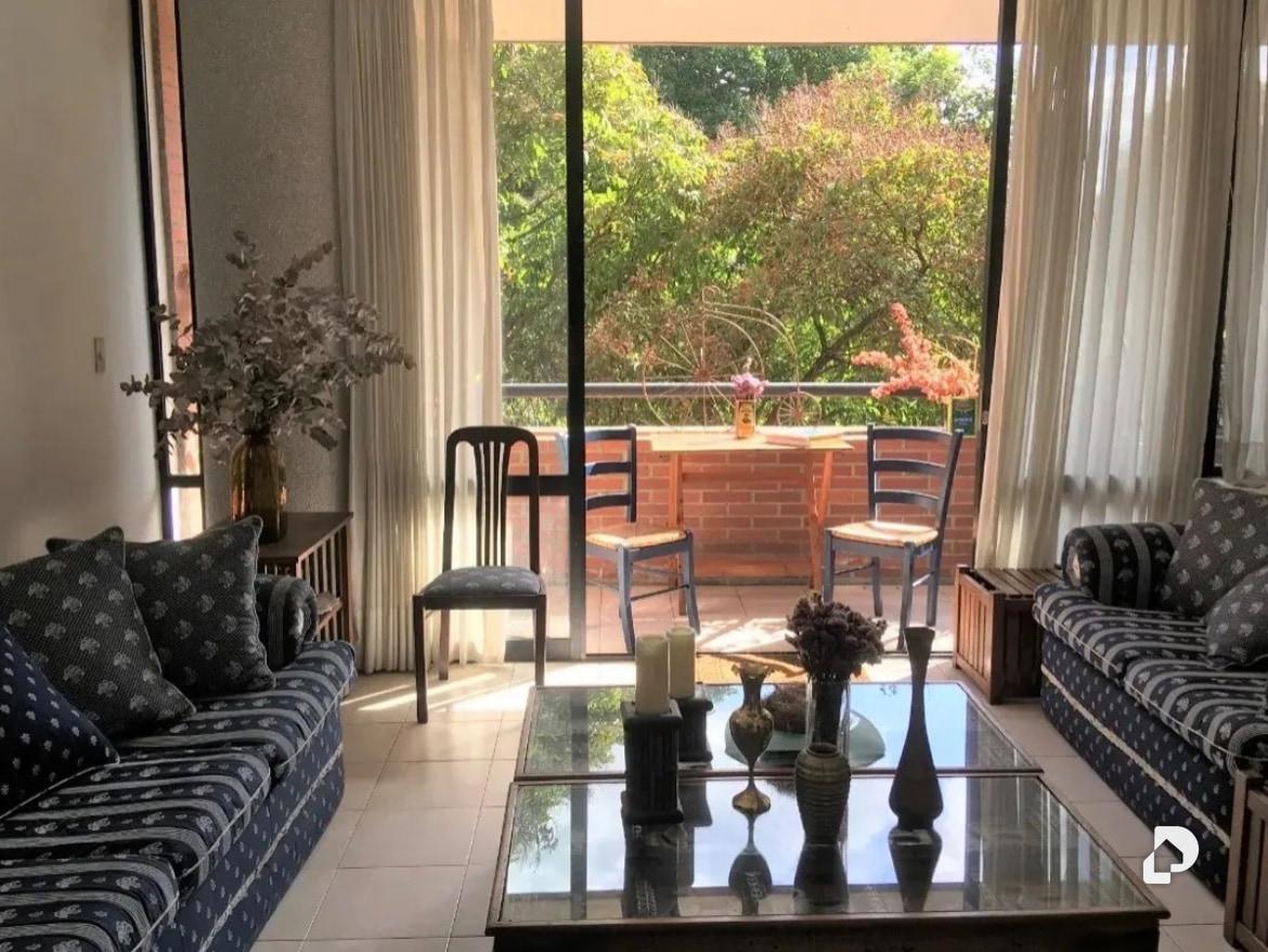 Apartamento en Campo Alegre, Caracas – 1