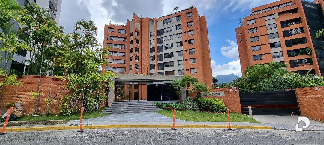 Apartamento en Colinas de Valle Arriba, Caracas – 1