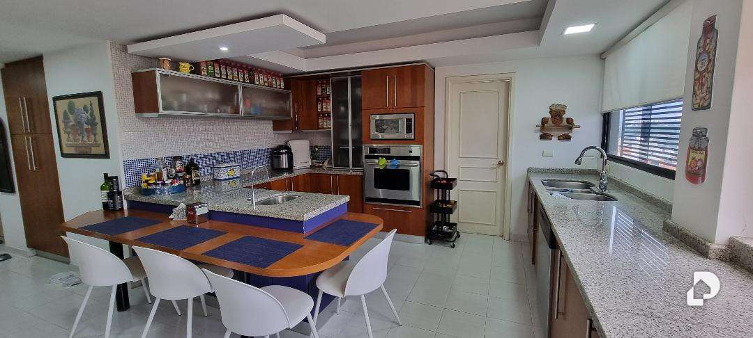 Apartamento en Colinas de Valle Arriba, Caracas – 16