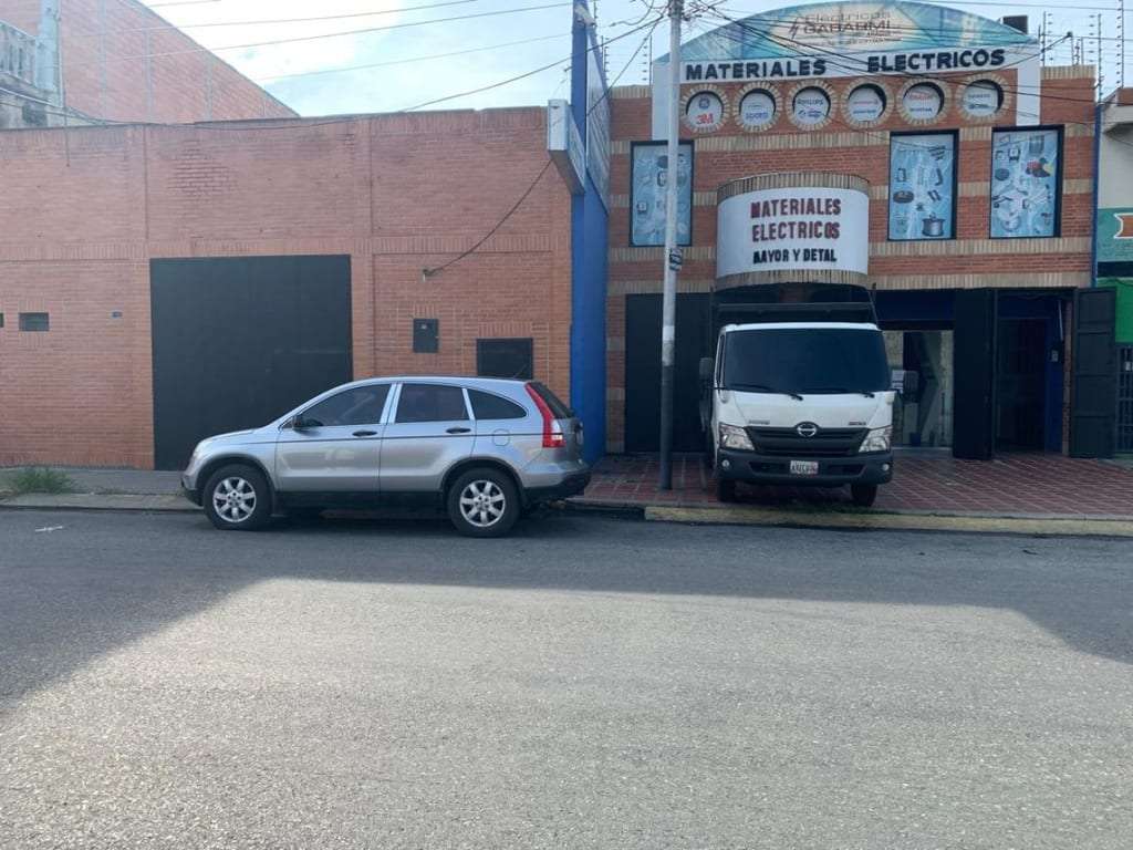 Galpón en Barrio Las Cruces, Maracay - 1