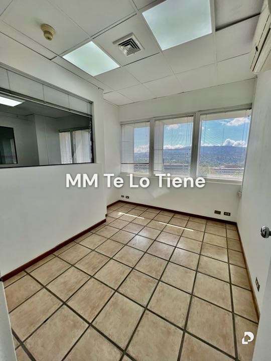 Oficina en Altamira, Caracas – 8