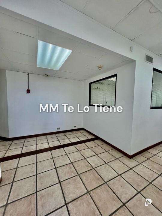 Oficina en Altamira, Caracas – 22