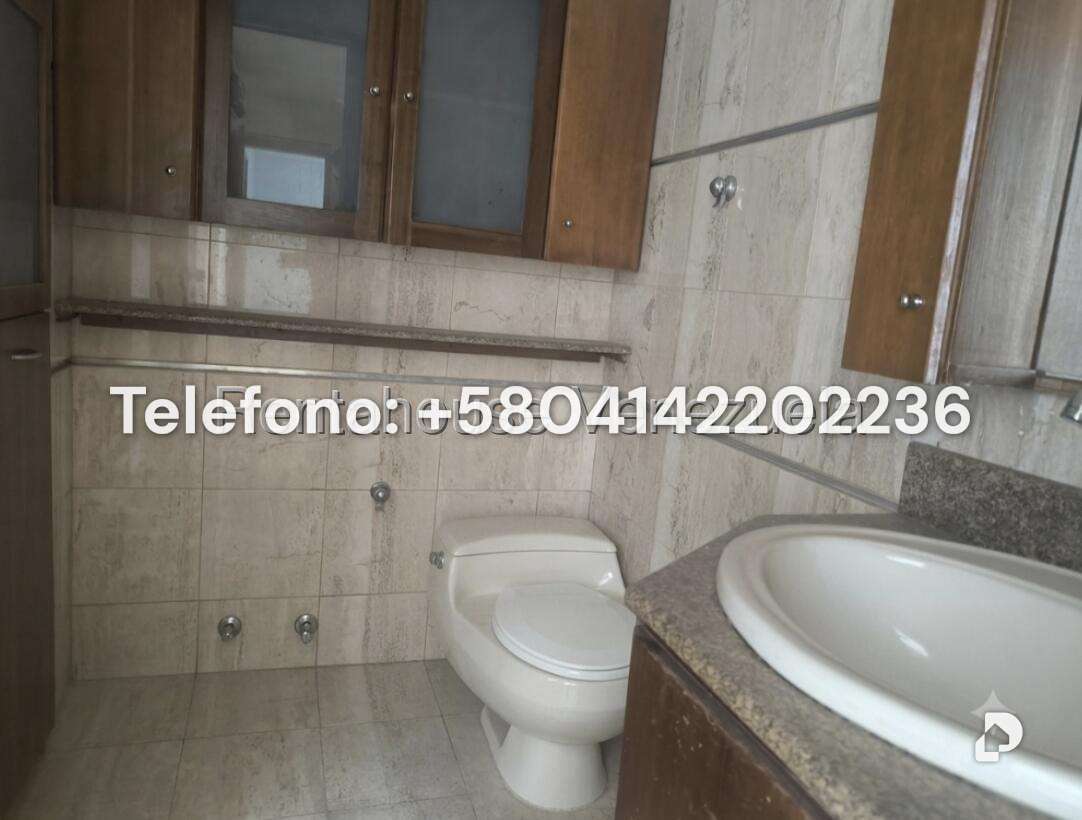 Apartamento en Los Naranjos (del Cafetal), Caracas – 24