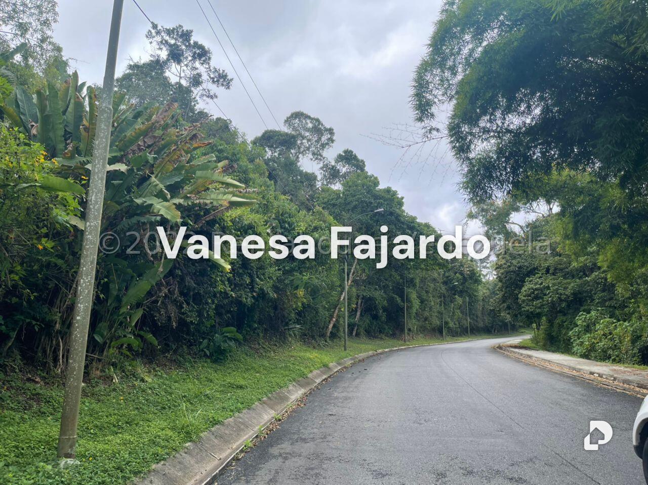 Terreno en El Hatillo, Caracas – 4