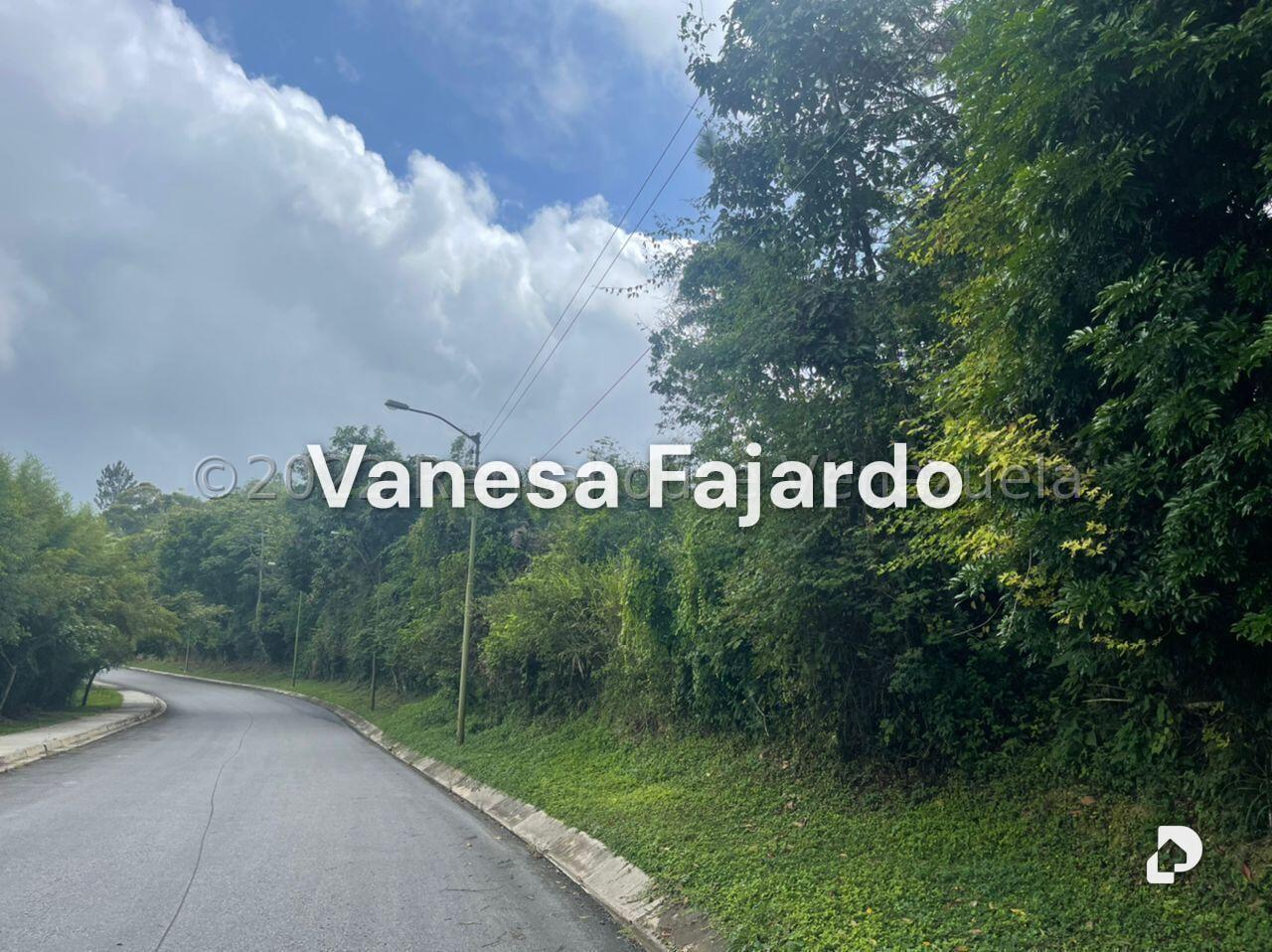 Terreno en El Hatillo, Caracas – 3