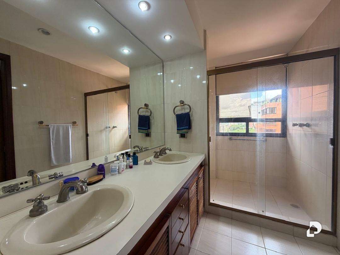 Apartamento en Los Samanes, Caracas – 18