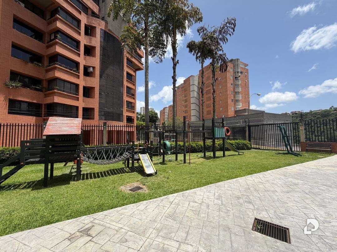 Apartamento en Los Samanes, Caracas – 28
