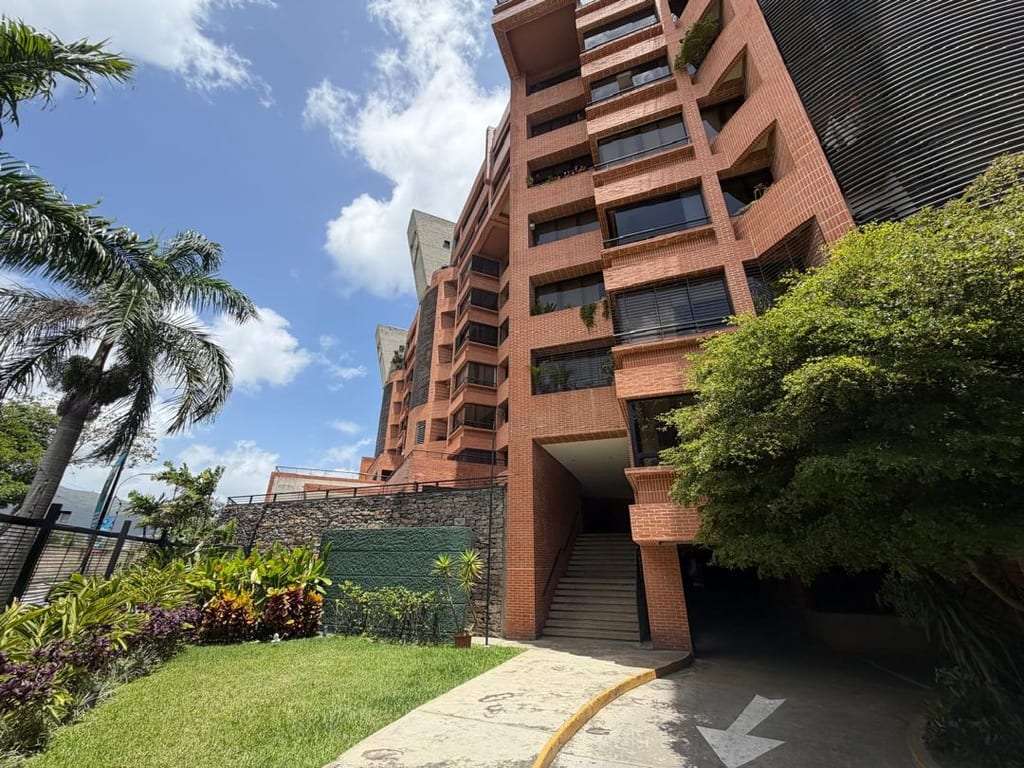 Penthouse in Los Samanes, Caracas - 1