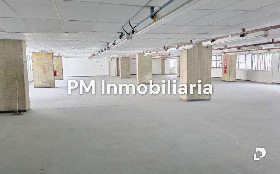 Local comercial en San Martín, Caracas – 4