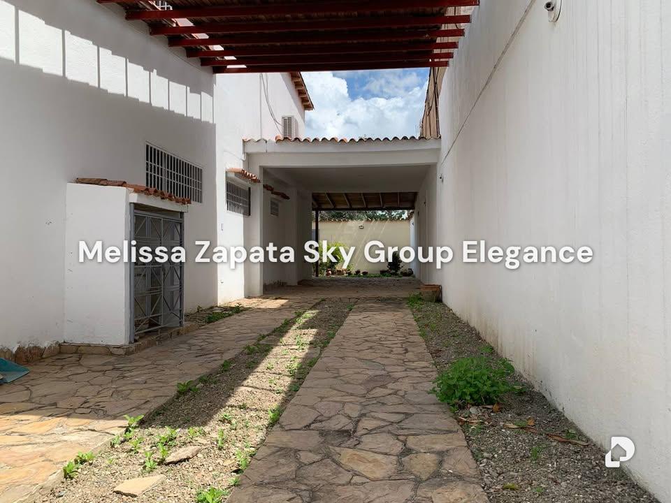 Casa en Colinas de la Rosaleda, Barquisimeto – 3