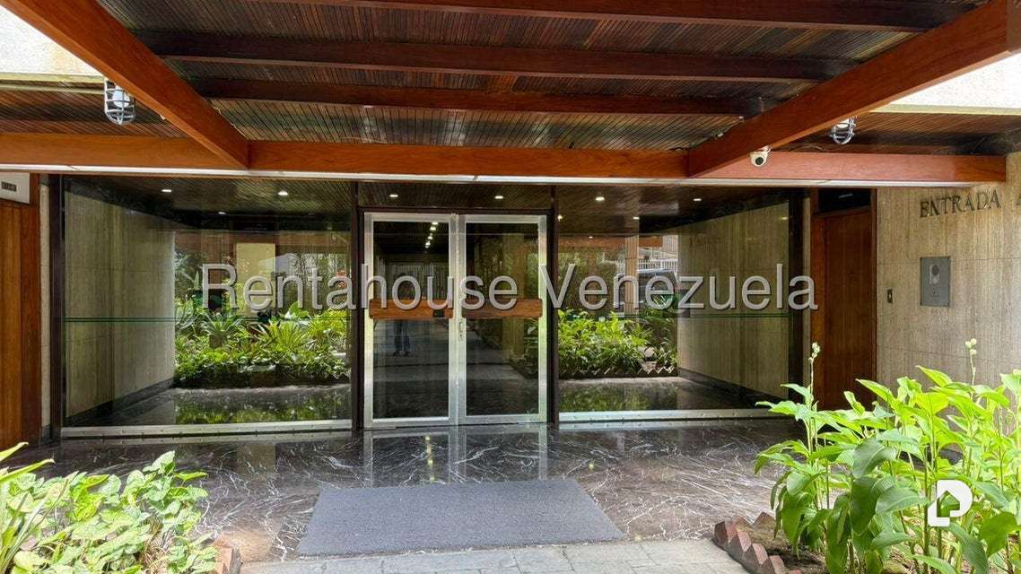 Apartamento en Campo Alegre, Caracas – 2