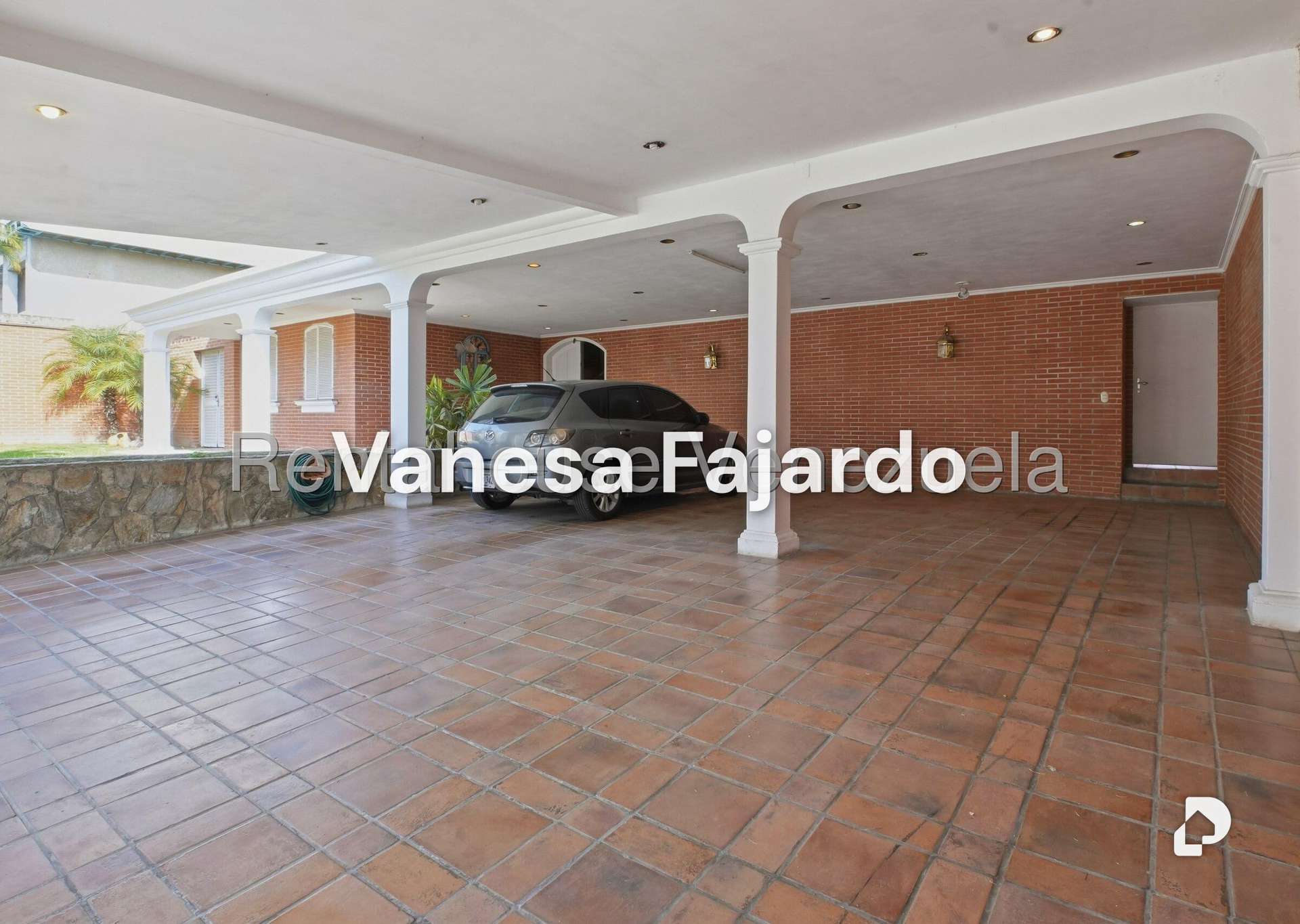 Casa en Los Naranjos (del Cafetal), Caracas – 28