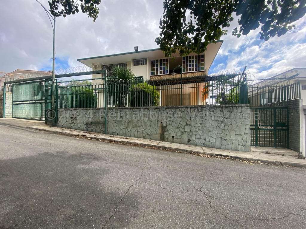 Casa en El Marqués, Caracas - 1