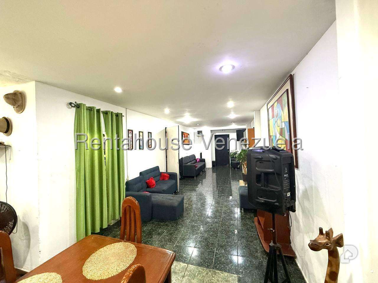 Local comercial en Quinta Crespo, Caracas – 20