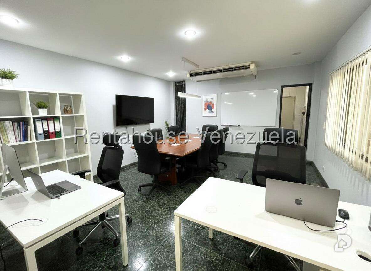 Local comercial en Quinta Crespo, Caracas – 24