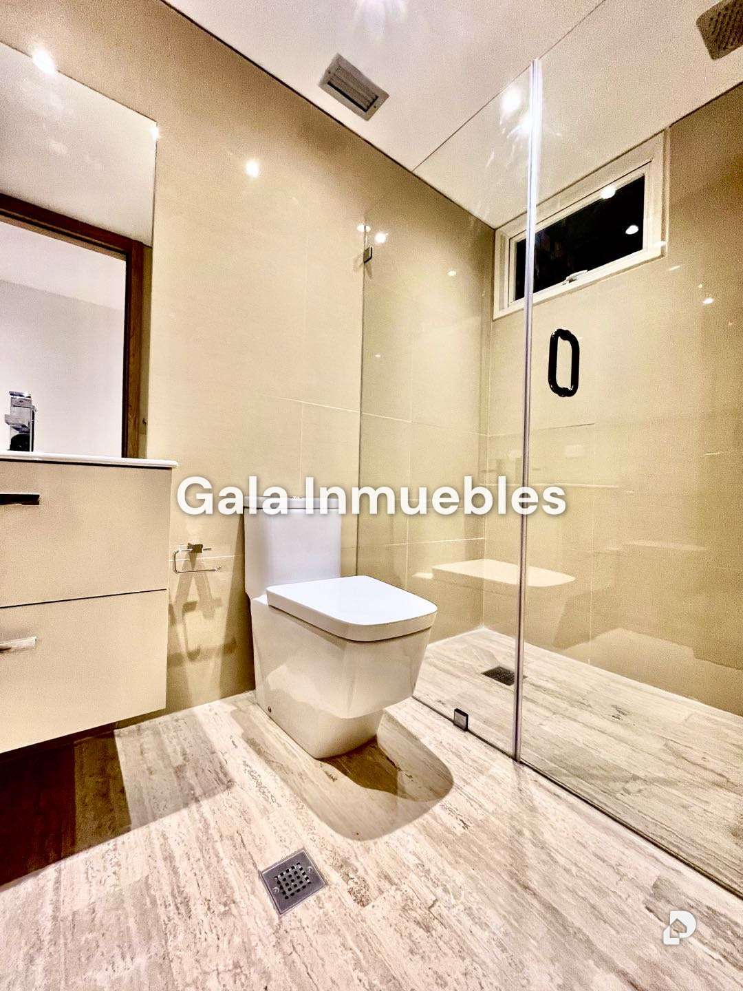 Apartamento en Campo Alegre, Caracas – 15