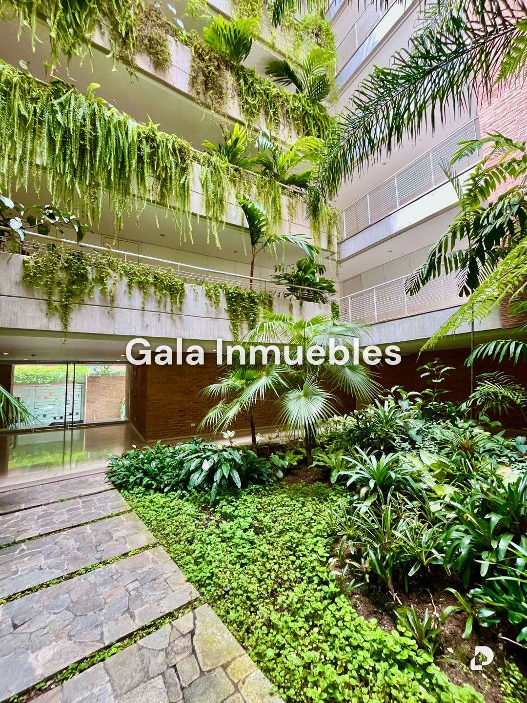 Apartamento en Campo Alegre, Caracas – 22