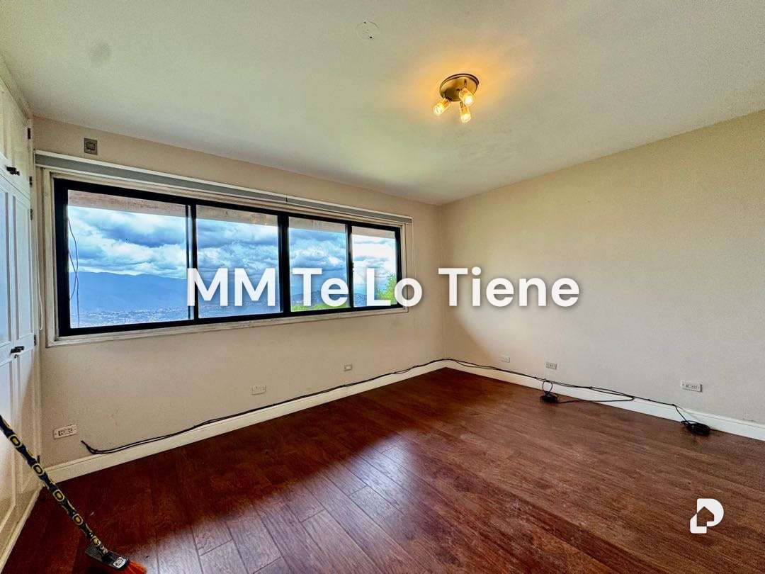 Casa en Alto Hatillo, Caracas – 26