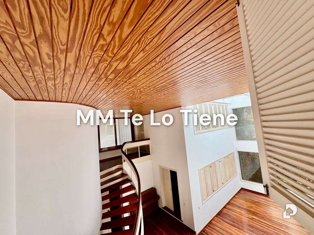 Casa en Alto Hatillo, Caracas – 22