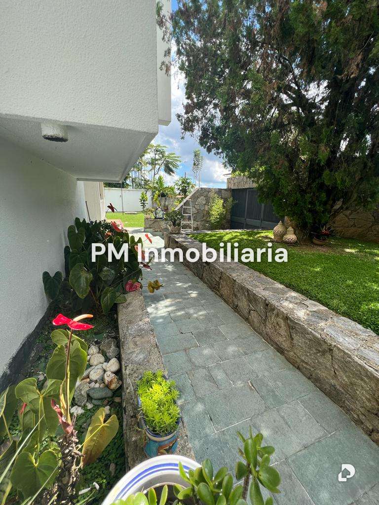 Casa en Colinas de Tamanaco, Caracas – 3