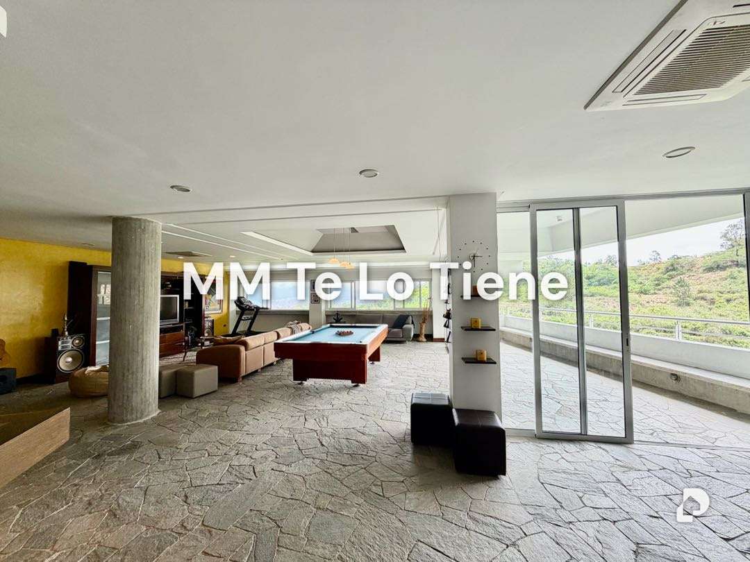 Casa en Alto Hatillo, Caracas – 19