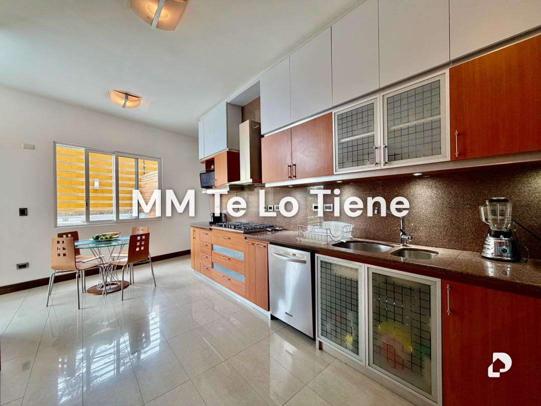 Casa en Alto Hatillo, Caracas – 6