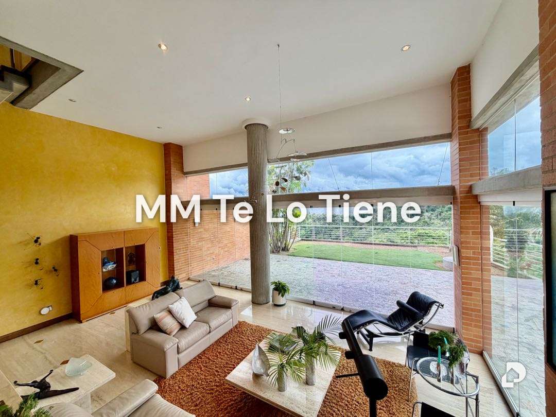 Casa en Alto Hatillo, Caracas – 2