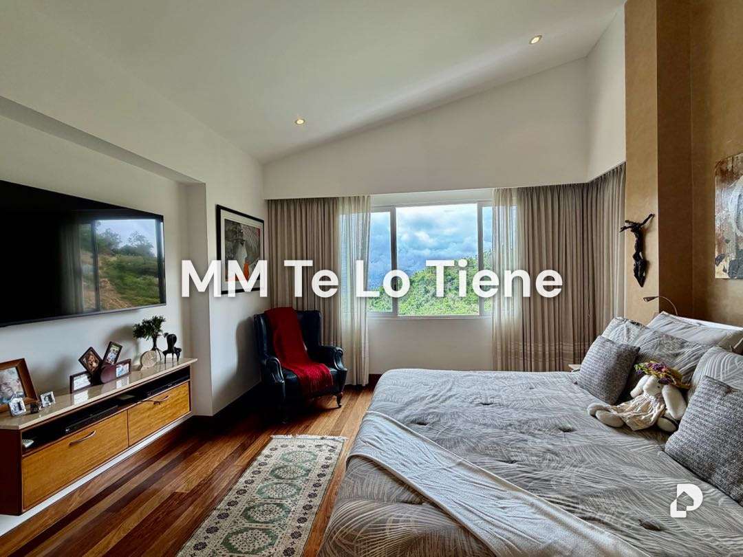 Casa en Alto Hatillo, Caracas – 29