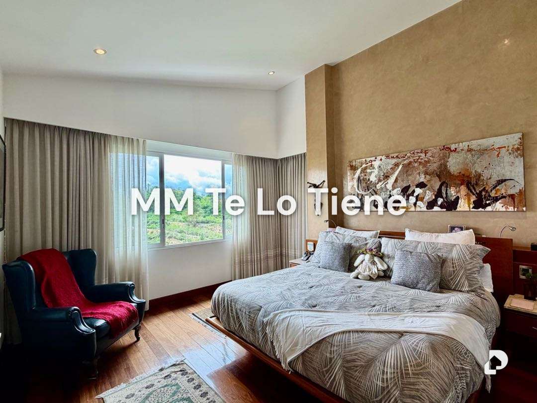 Casa en Alto Hatillo, Caracas – 30