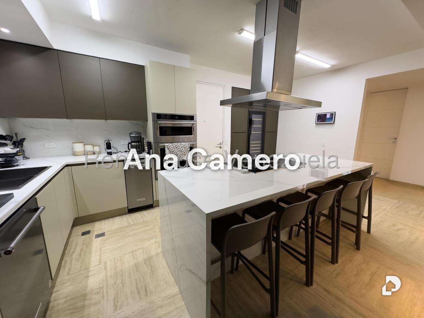 Apartamento en Campo Alegre, Caracas – 13