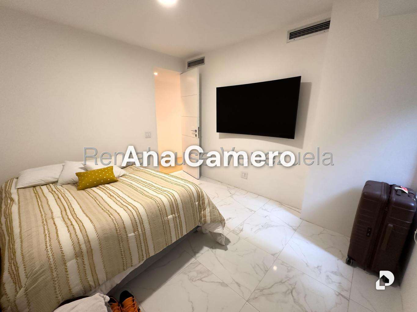 Apartamento en Campo Alegre, Caracas – 25