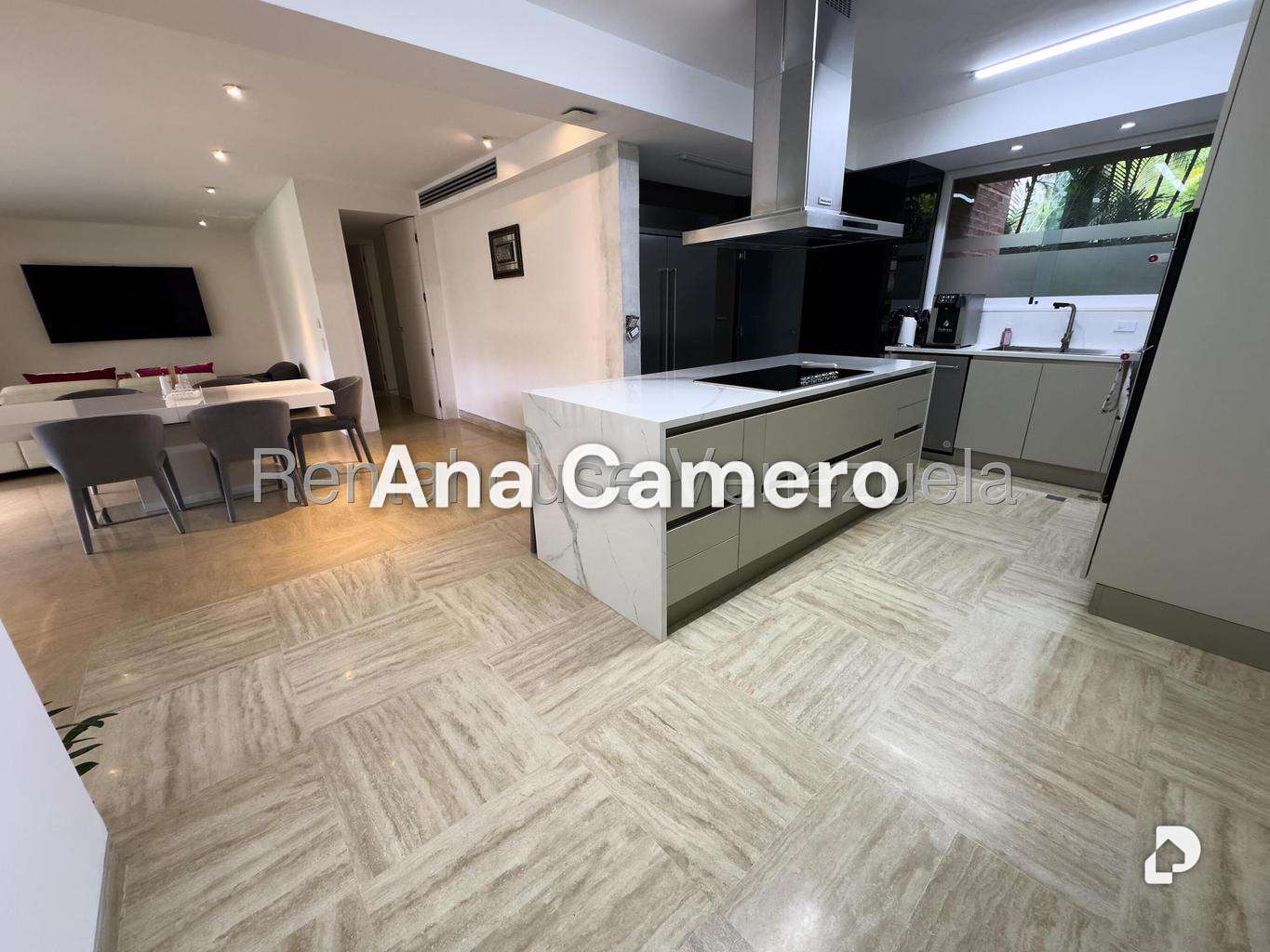 Apartamento en Campo Alegre, Caracas – 12