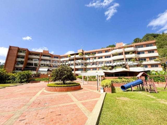 Apartment in Santa Fe, Caracas - 1
