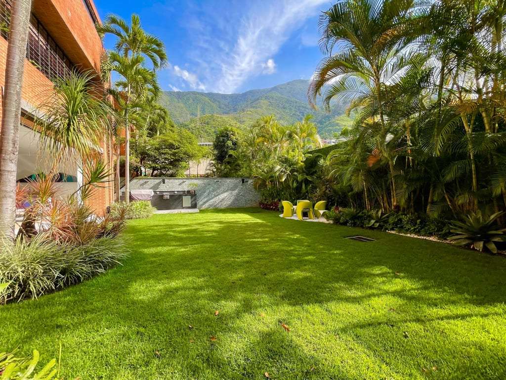 Apartamento en Altamira, Caracas - 1