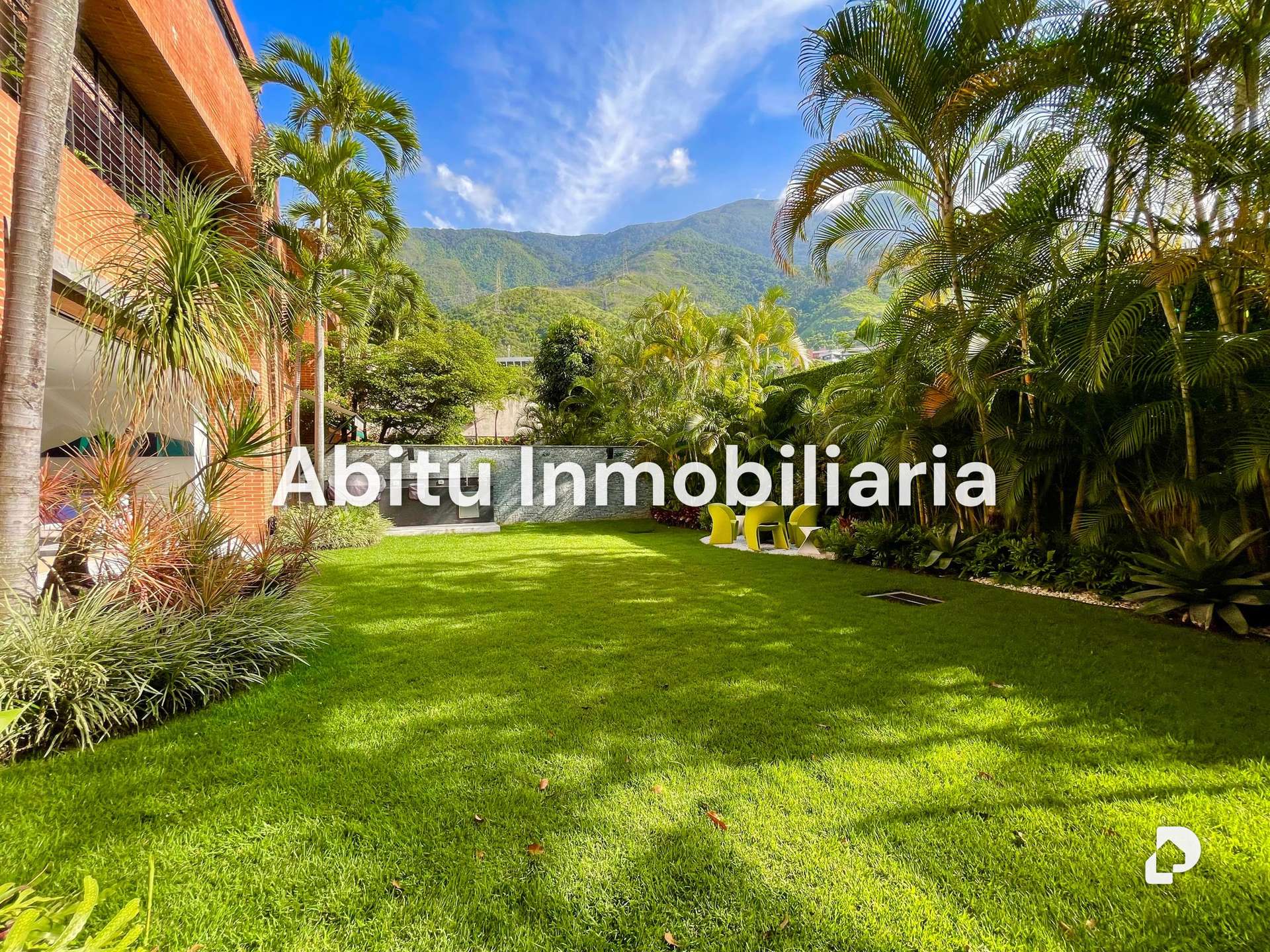 Apartamento en Altamira, Caracas – 1