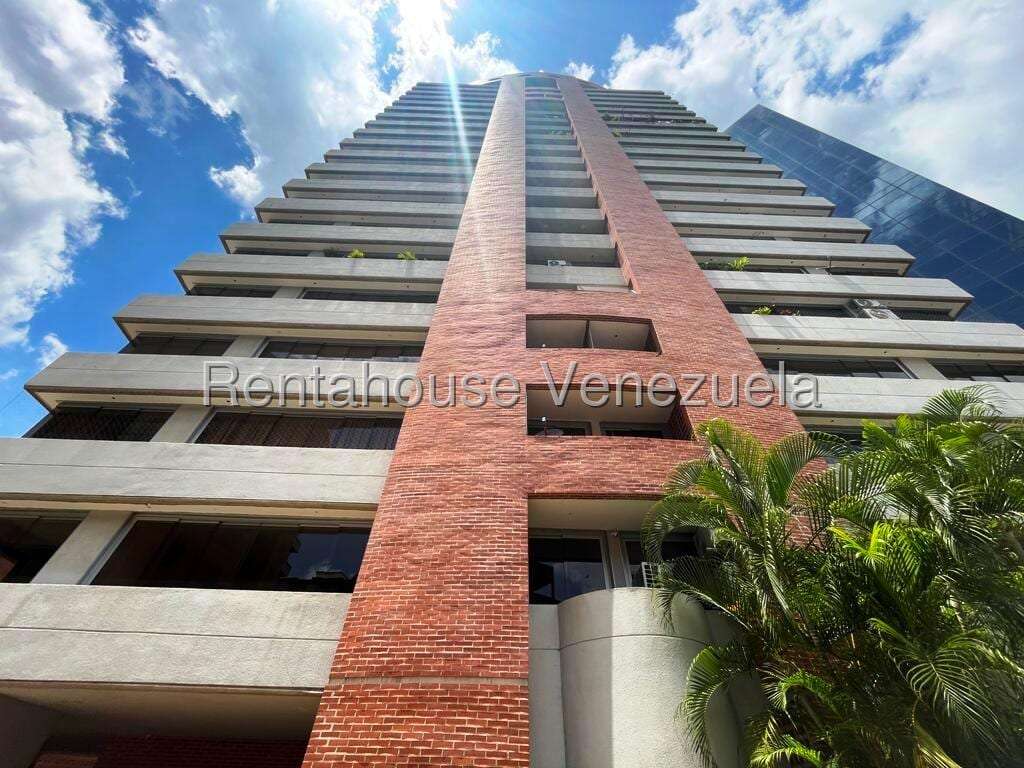 Apartment in Los Dos Caminos, Caracas - 1